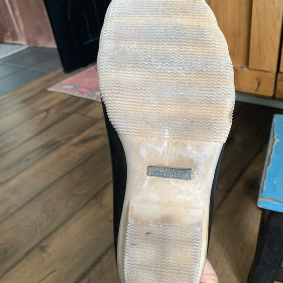 Sperry’s - Picture 3 of 6